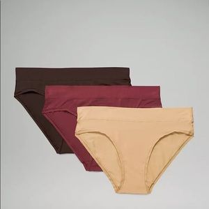 Lululemon Women’s UnderEase Mid-Rise Bikini Underwear 3 Pack